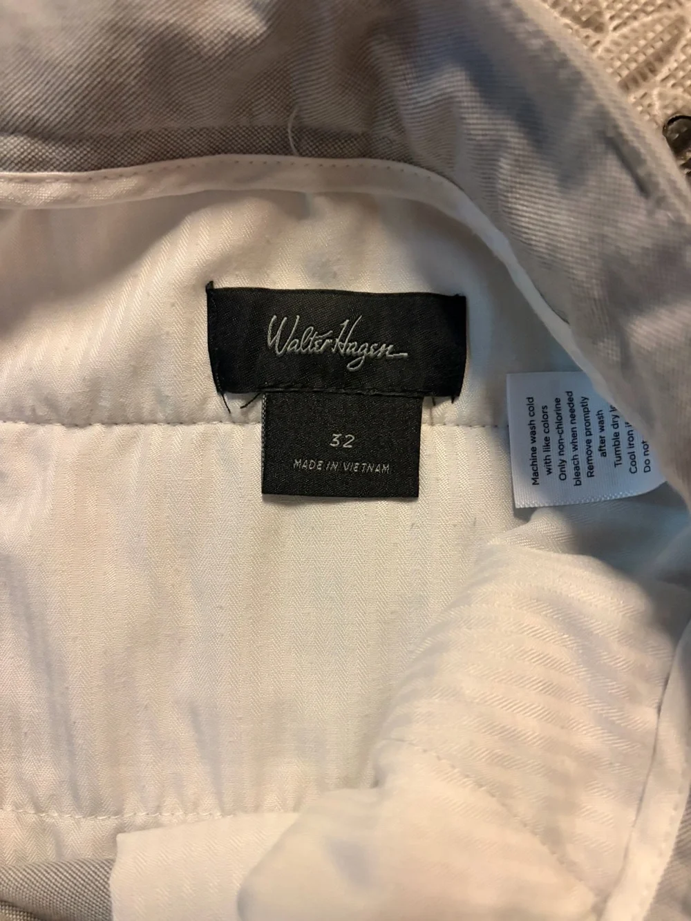 Like new Walter Hagen Light Gray Flat Front Chino Shorts